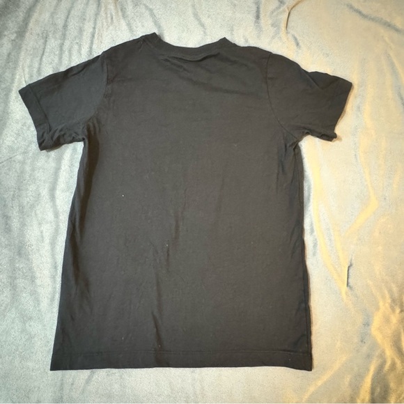 Nike Kids Tee

#1031 - Picture 6 of 6